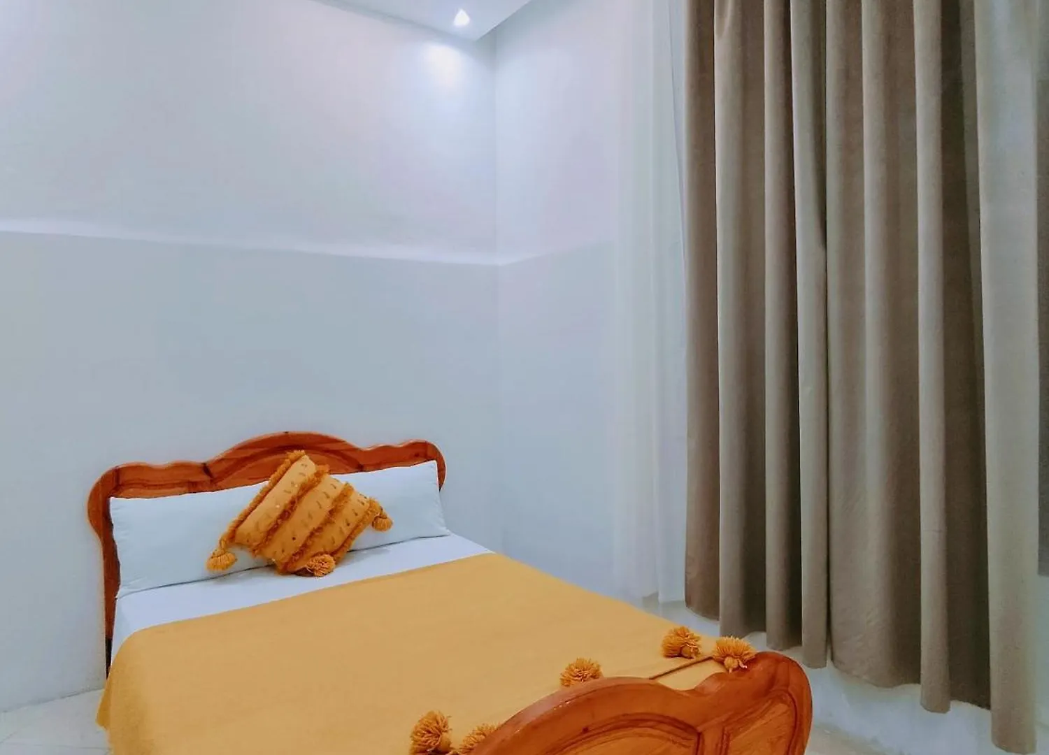 Appartement Avec Terrasse Prive Εσαουίρα